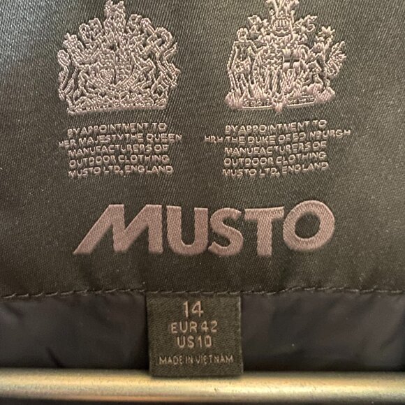 Musto Women’s Quilted Puffer Vest – Navy Blue – Size 10 (UK 14 / EU 42) - Picture 10 of 14